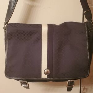 Vintage Coach Black and Cream Women's Crossbody backback